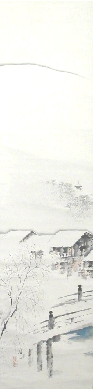Escena nevada del río Kamo