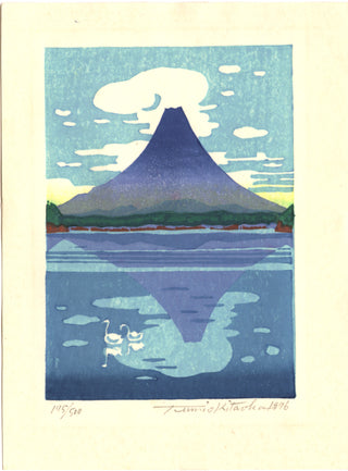 Fuji met zwanen