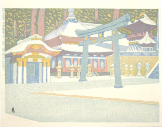 Torii in de sneeuw bij Nikko