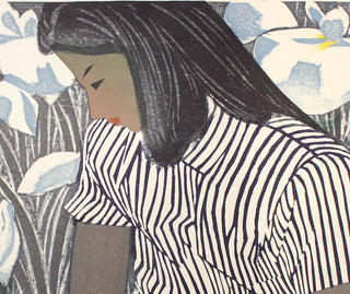 Lirios japoneses (ayame) y mujer joven
